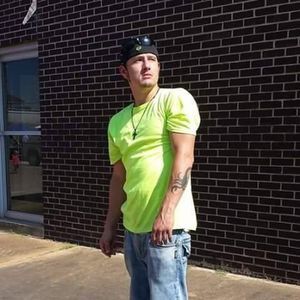 Meet your Posher, Devin